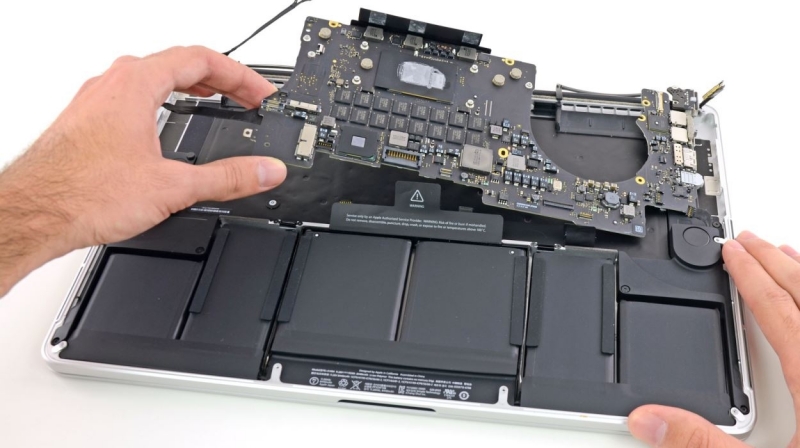 Assistência Técnica de Manutenção de Placa Mãe Macbook Santo Amaro - Manutenção de Macbook Pro